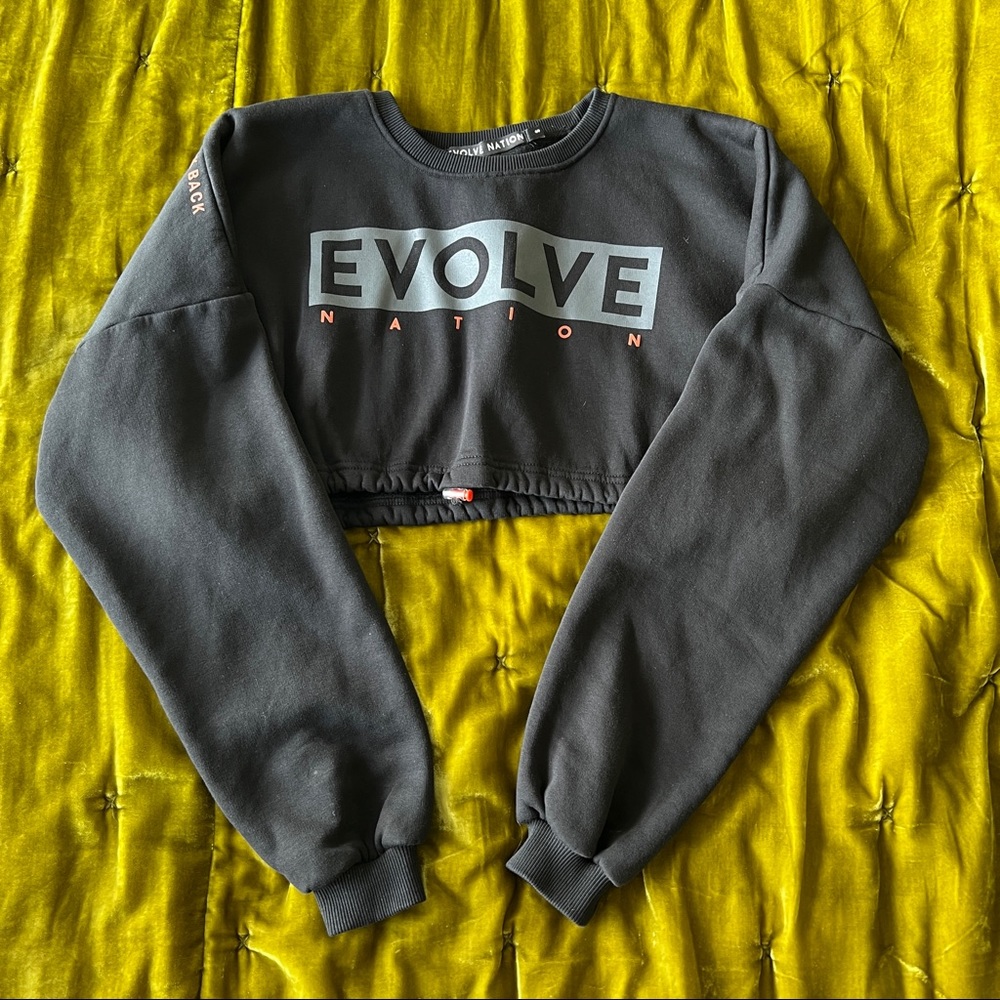 Evolve Nation Cropped Fleece Small